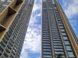 For rent 2 bedrooms condo in Khlong San, Bangkok