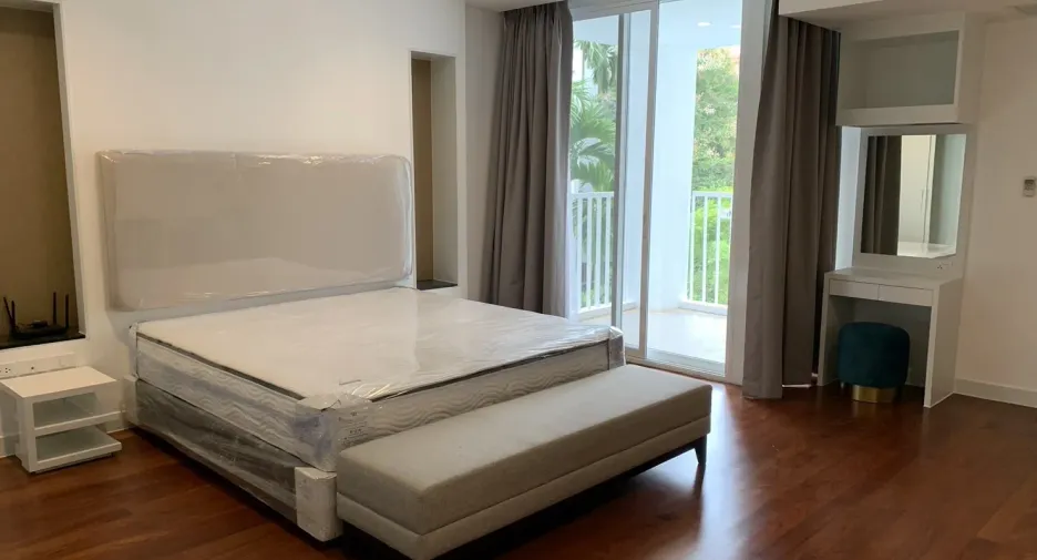 For rent 3 ベッドルーム apartment in Watthana, Bangkok