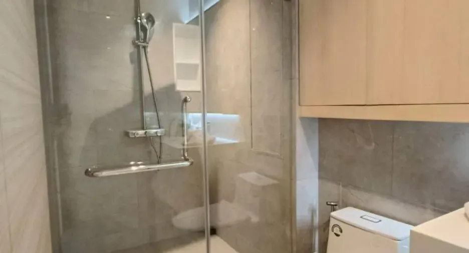 For rent 1 bed apartment in Mueang Samut Prakan, Samut Prakan