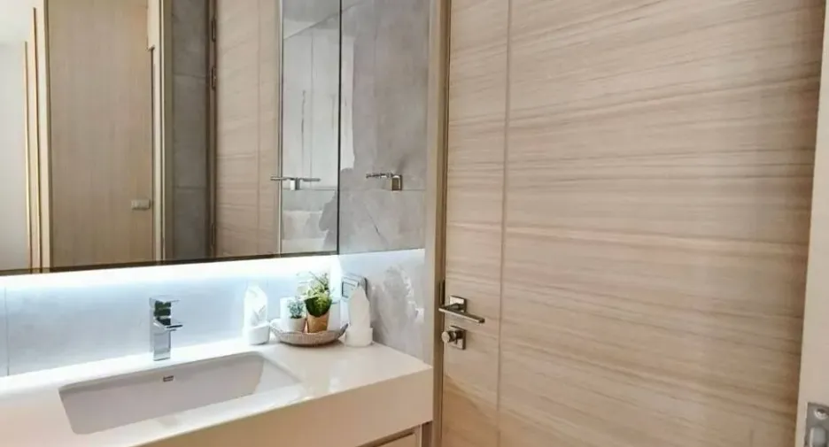 For rent 1 bed apartment in Mueang Samut Prakan, Samut Prakan
