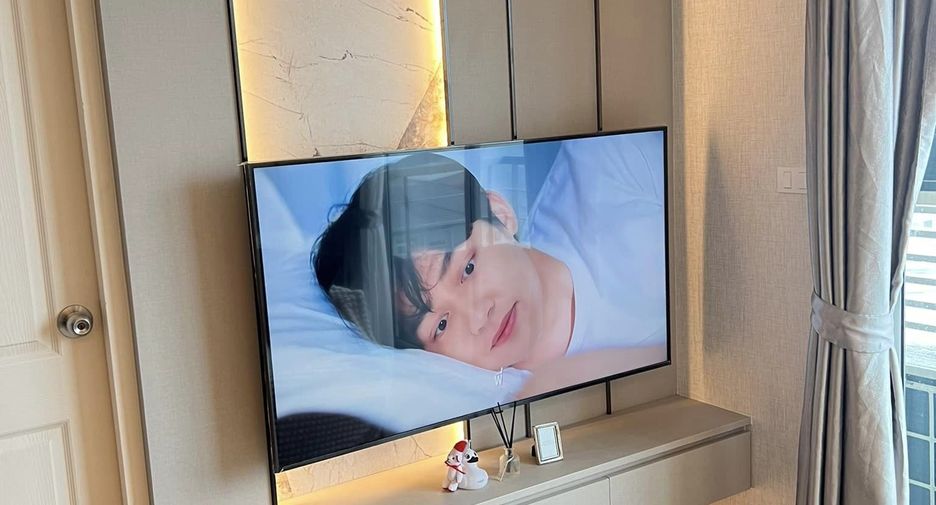 For rent 2 bedrooms condo in Din Daeng, Bangkok