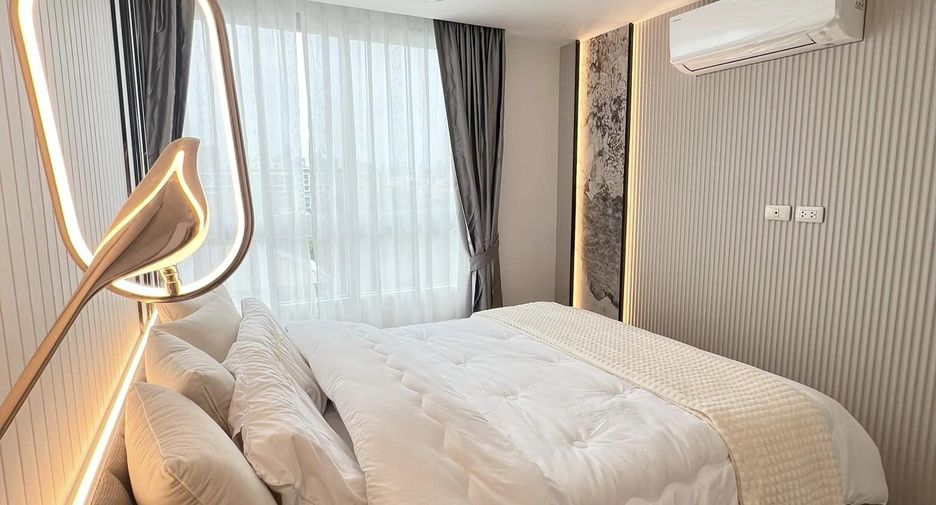 For rent 2 bedrooms condo in Din Daeng, Bangkok