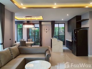 Haus zur Miete mit 4 Zimmer in Thawi Watthana, Bangkok