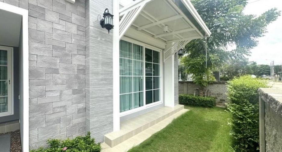 For rent 4 bedrooms house in Mueang Samut Prakan, Samut Prakan