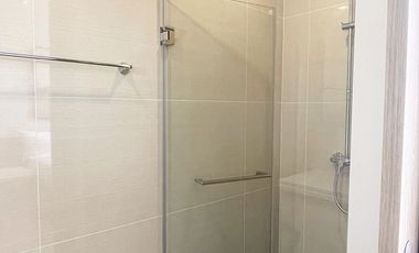 For rent studio condo in Khlong Toei, Bangkok