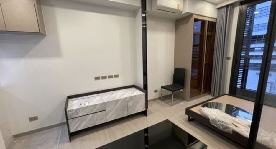 For rent studio condo in Huai Khwang, Bangkok