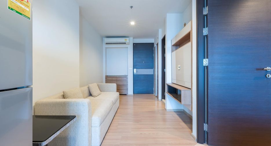 For rent 1 bed condo in Sathon, Bangkok
