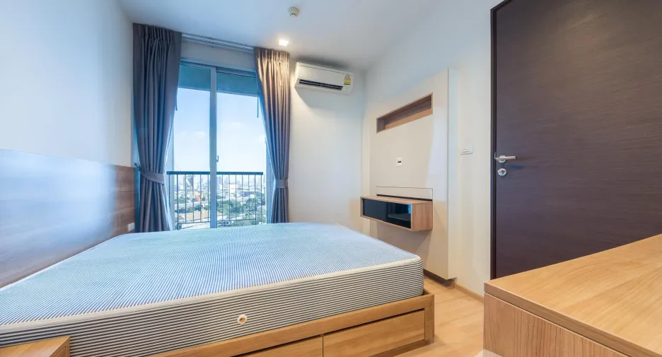 For rent 1 bed condo in Sathon, Bangkok