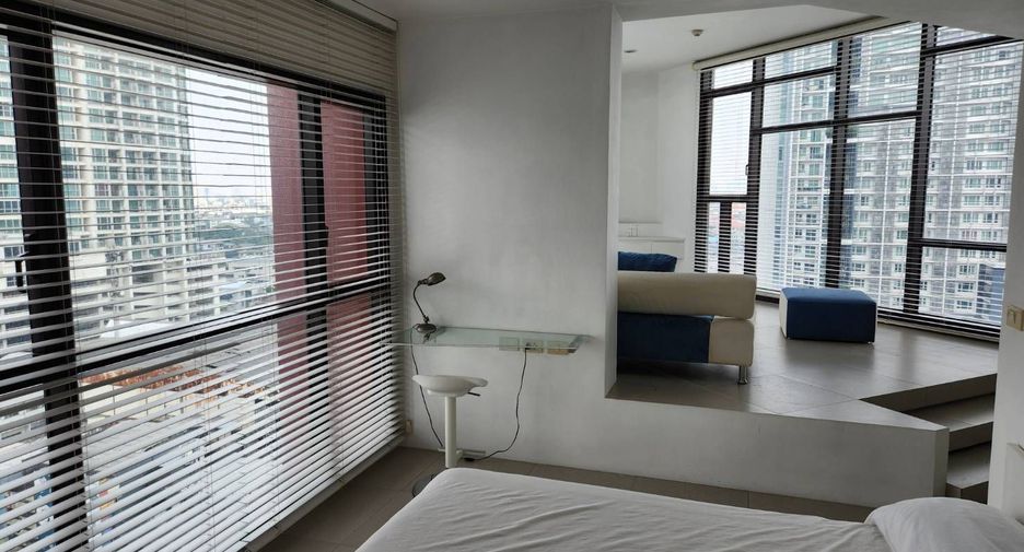 For rent 1 bed condo in Khlong Toei, Bangkok