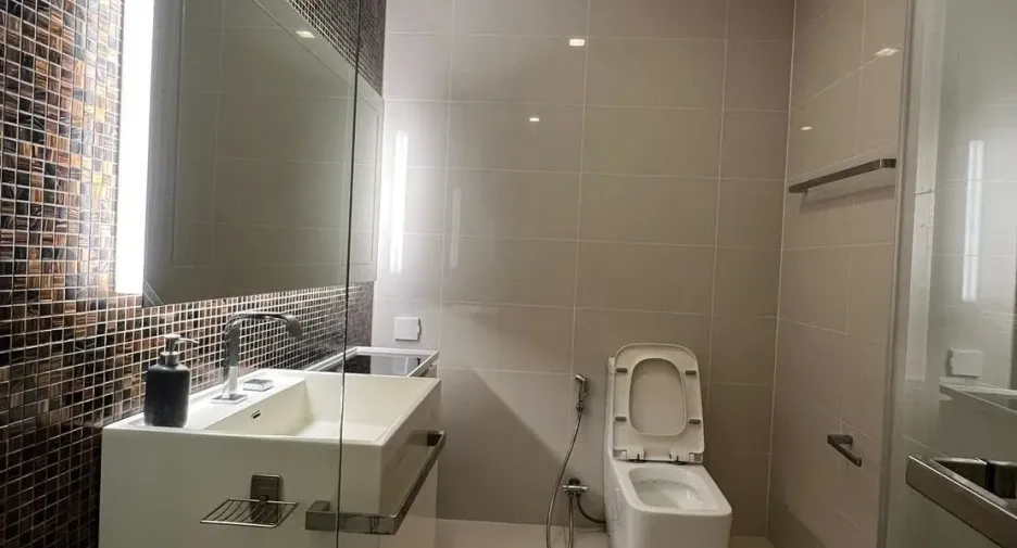 For rent 2 bedrooms condo in Bang Sue, Bangkok