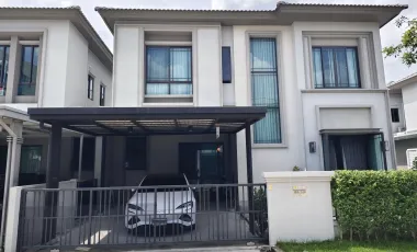 For rent 3 bedrooms house in Khlong Sam Wa, Bangkok