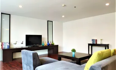 For rent 3 bedrooms apartment in Sathon, Bangkok
