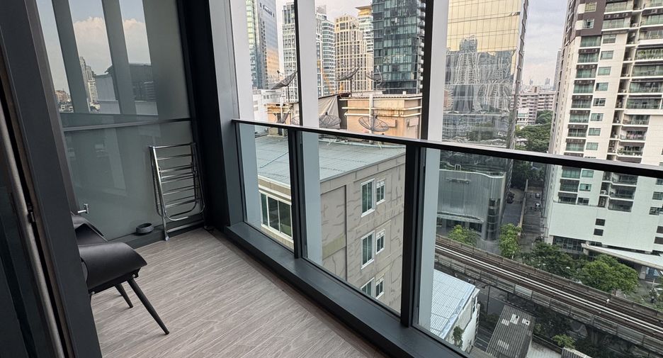 For rent 2 bedrooms condo in Khlong Toei, Bangkok