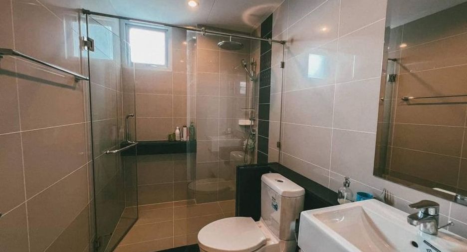 For rent 2 bedrooms condo in Bang Kho Laem, Bangkok