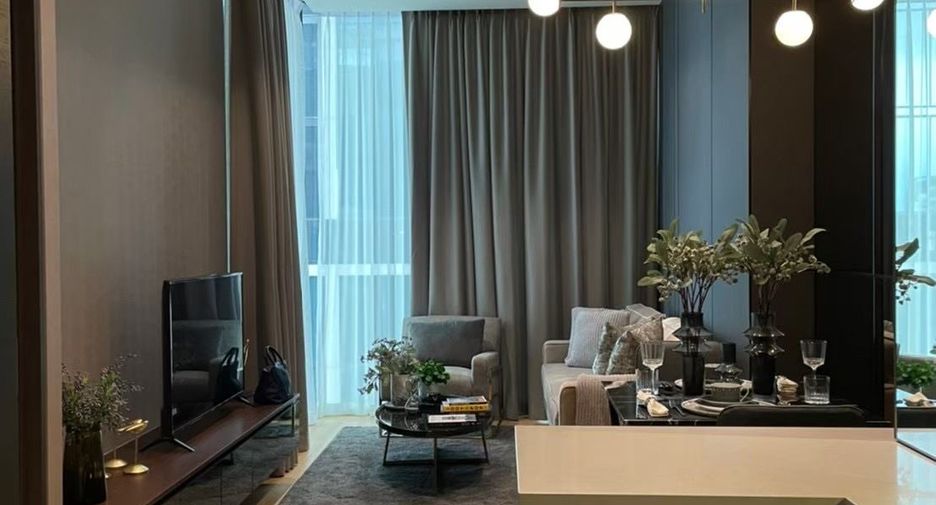 For rent studio condo in Pathum Wan, Bangkok