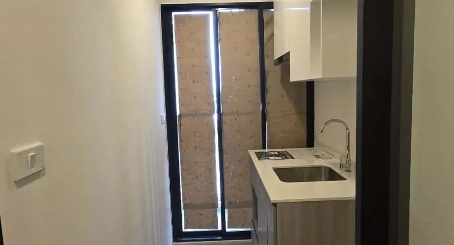 For rent 1 bed condo in Mueang Samut Prakan, Samut Prakan