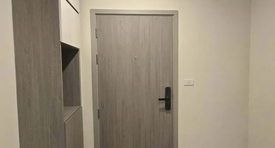 For rent 1 bed condo in Mueang Samut Prakan, Samut Prakan