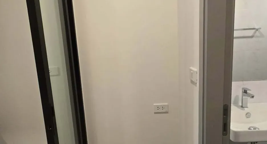 For rent 1 bed condo in Mueang Samut Prakan, Samut Prakan
