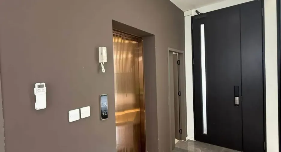 For rent 6 bedrooms townhouse in Lat Phrao, Bangkok