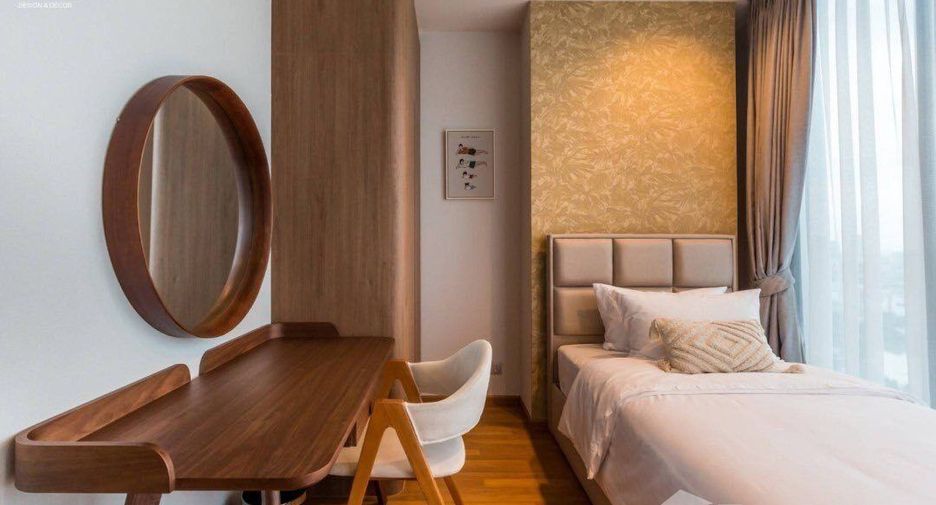 For rent 3 bedrooms condo in Chatuchak, Bangkok