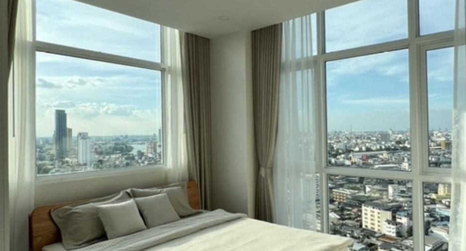 For rent 2 bedrooms condo in Bang Rak, Bangkok