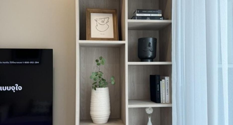 For rent 2 bedrooms condo in Bang Rak, Bangkok