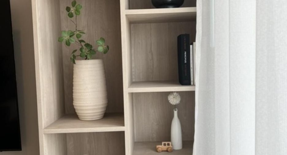 For rent 2 bedrooms condo in Bang Rak, Bangkok