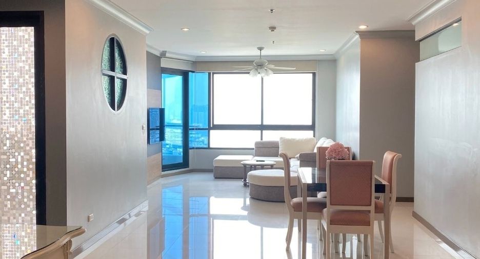 For rent 2 bedrooms condo in Bang Kho Laem, Bangkok