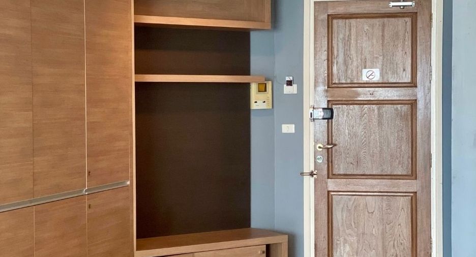 For rent 2 bedrooms condo in Bang Kho Laem, Bangkok