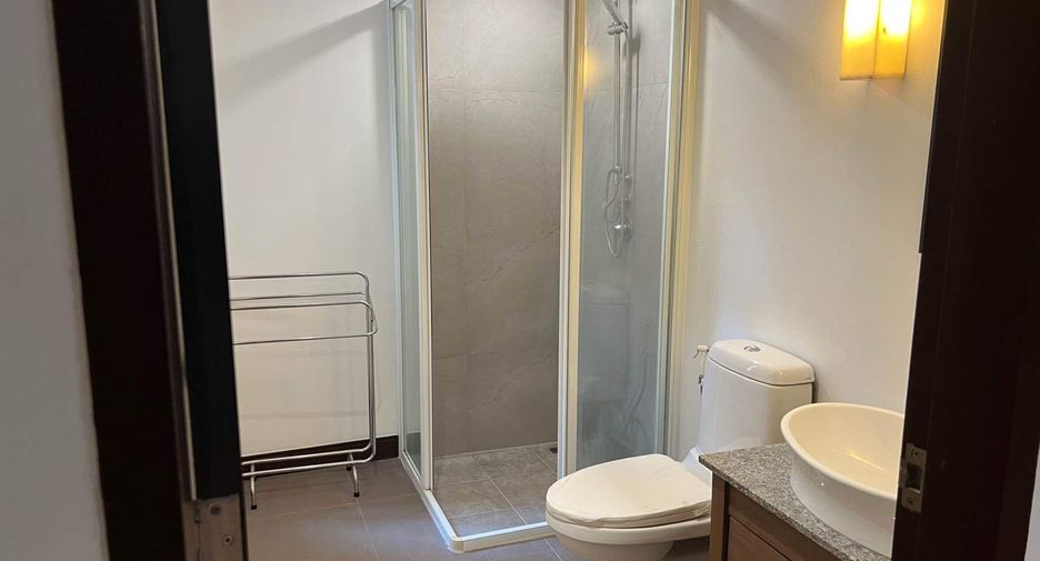 For rent 2 bedrooms apartment in Khlong Toei, Bangkok