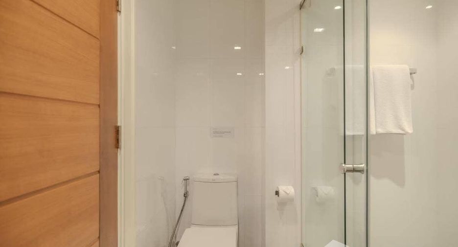 For rent 2 bedrooms apartment in Khlong Toei, Bangkok