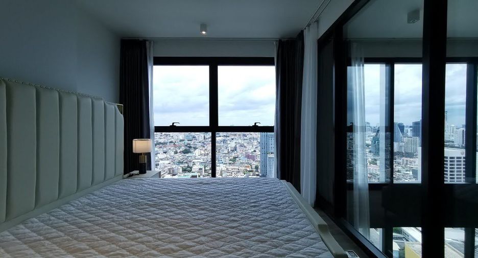 For rent 2 bedrooms condo in Sathon, Bangkok