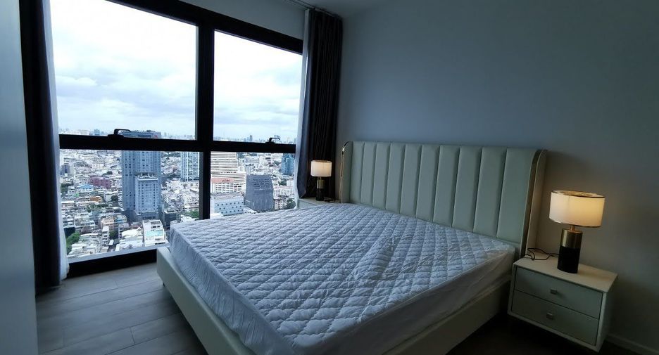 For rent 2 bedrooms condo in Sathon, Bangkok