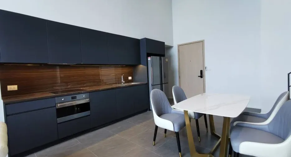 For rent 2 bedrooms condo in Sathon, Bangkok