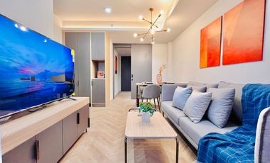 Condo en alquiler de 2 habitaciones en Bang Rak, Bangkok