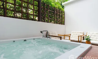 For rent 2 bedrooms condo in Bueng Kum, Bangkok