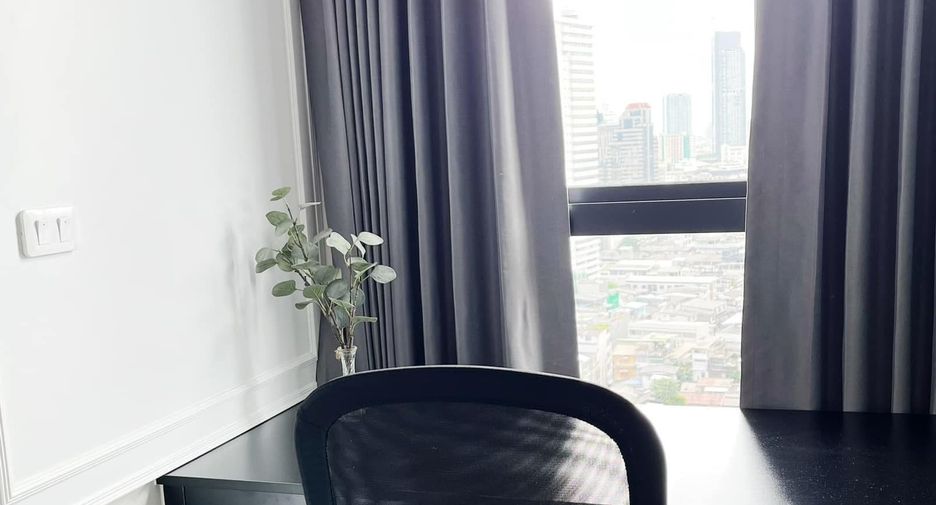 For rent studio condo in Bang Rak, Bangkok