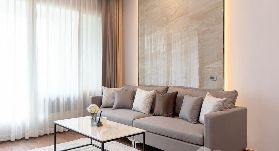 For rent 1 bed condo in Pathum Wan, Bangkok