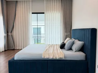 For rent 4 bedrooms house in Khan Na Yao, Bangkok