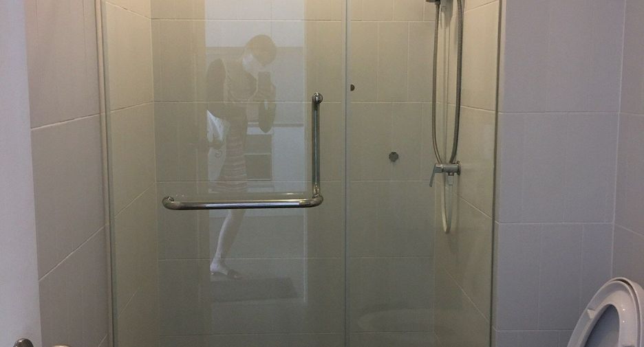 ให้เช่า 2 ห้องนอน คอนโด ใน คลองเตย, กรุงเทพฯ