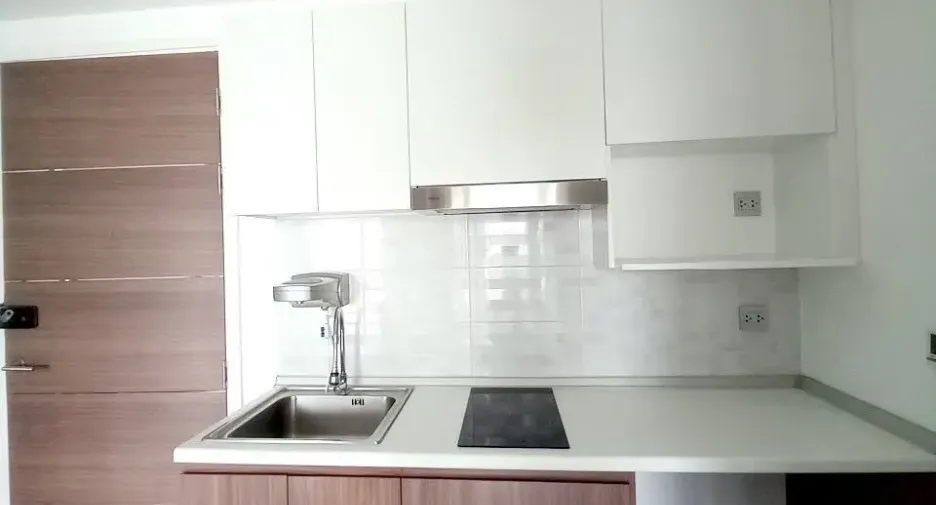 Condo en alquiler de 2 habitaciones en Lat Phrao, Bangkok