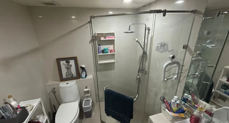 For rent 1 bed condo in Watthana, Bangkok