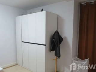 Аренда 2 спальни кондо в Ратчатхещи, Бангкок