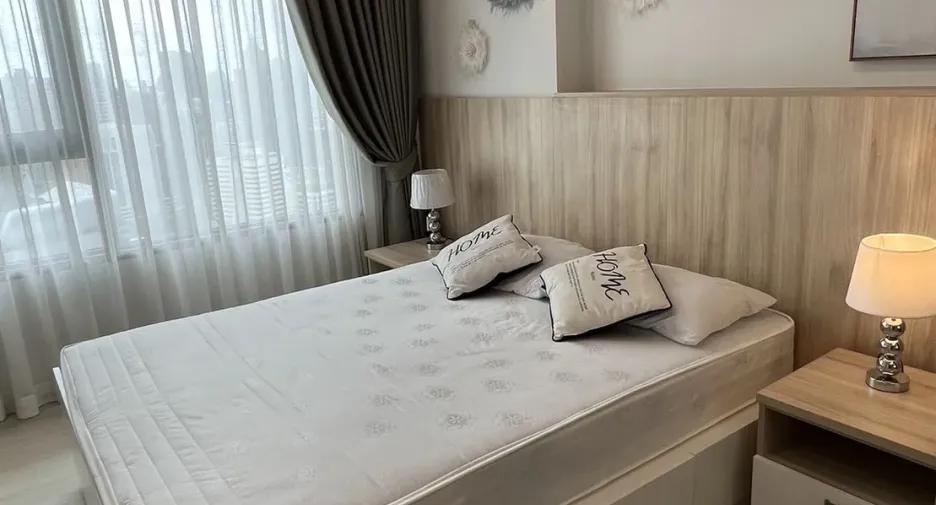 For rent 1 bed condo in Pathum Wan, Bangkok