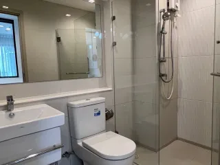 For rent 1 bed condo in Pathum Wan, Bangkok