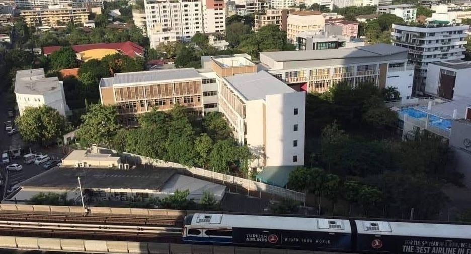 Wohnung zur Miete mit 2 Zimmer in Khlong Toei, Bangkok
