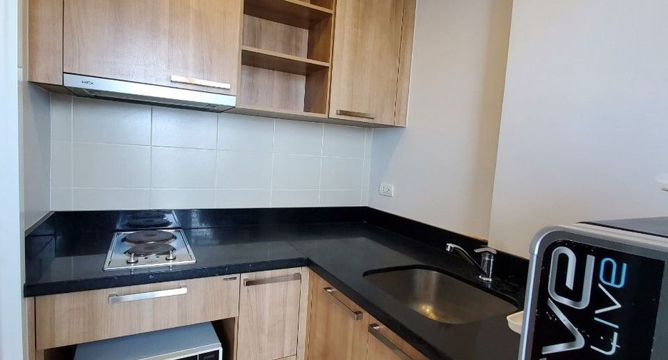 For rent studio condo in Khlong San, Bangkok