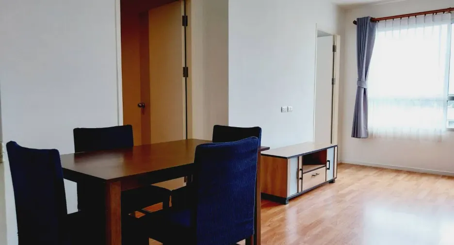 For rent 2 bedrooms condo in Bueng Kum, Bangkok