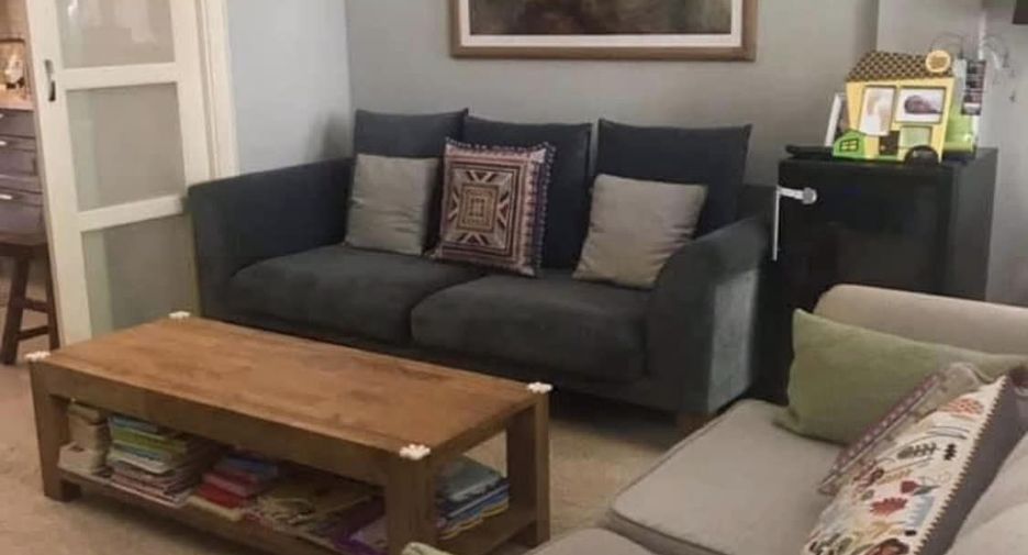 For rent 4 bedrooms house in Watthana, Bangkok
