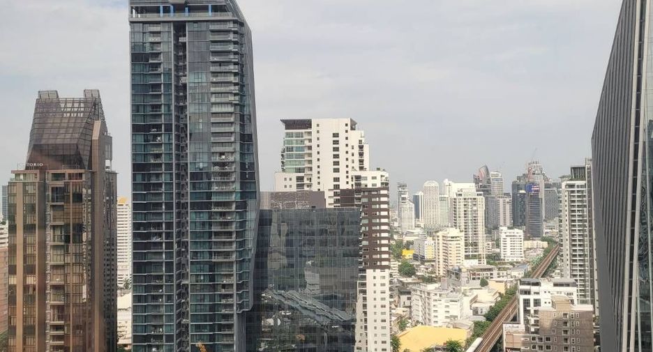 For rent office in Khlong Toei, Bangkok